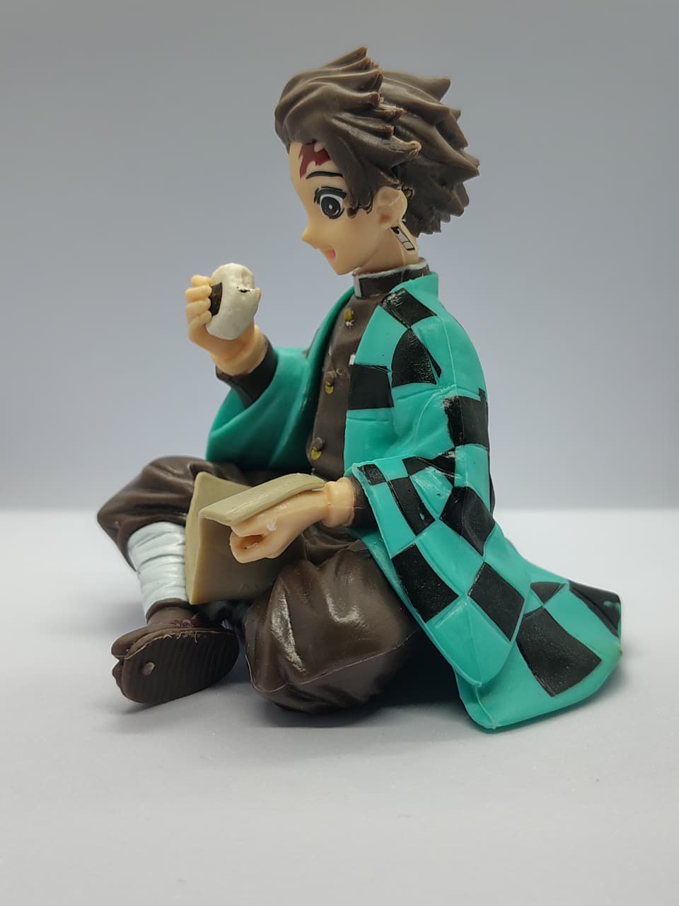 Tanjiro Kamado Eating Rice Ball Action fIgure